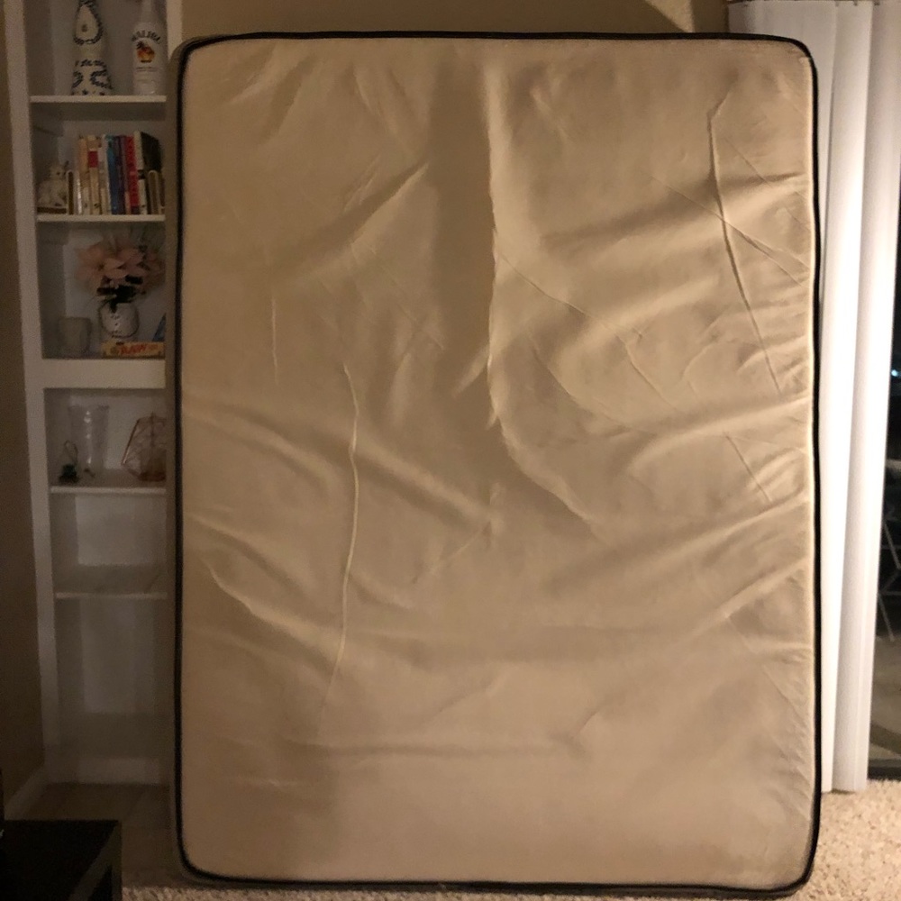 Used queen sized mattress